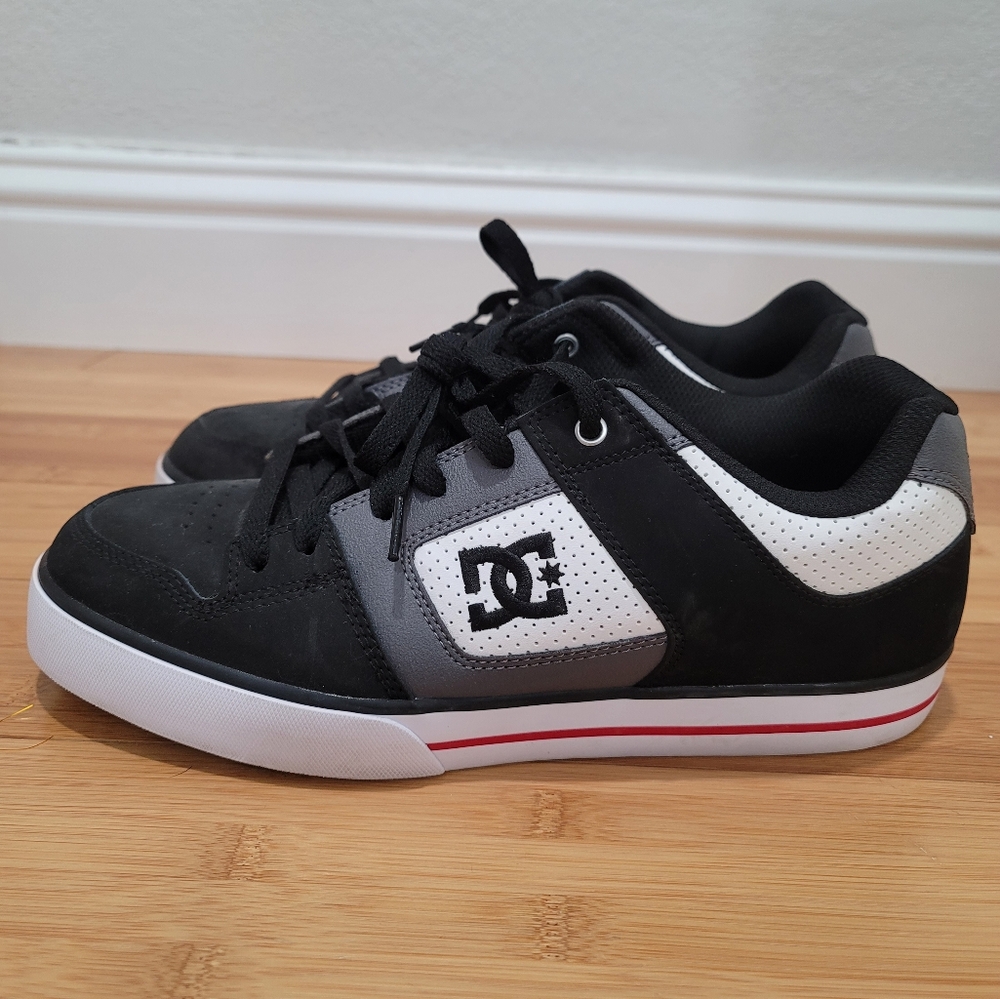 Men's DC Skateboarding Blitz Classic mens size 10.5